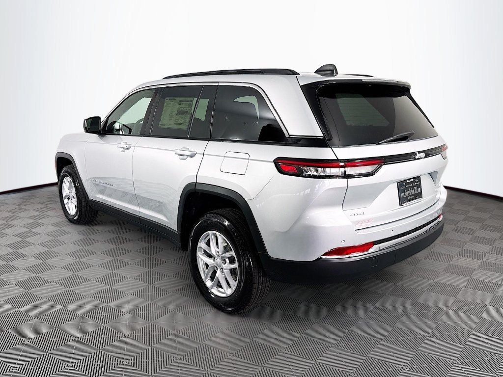 New 2026 Jeep Grand Cherokee Laredo AWD/4WD image 5