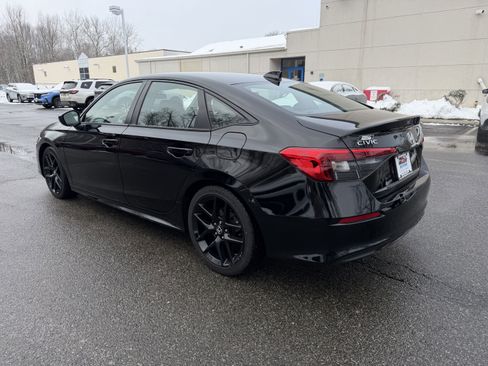Used 2023 Honda Civic Sport image 5