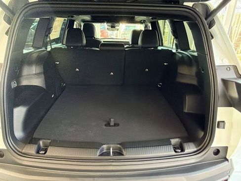 New 2026 Jeep Cherokee Limited image 27