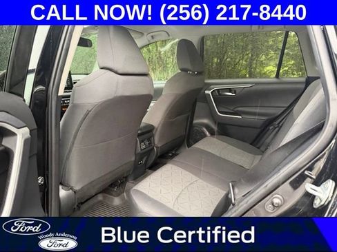 Used 2021 Toyota RAV4 XLE FWD image 20