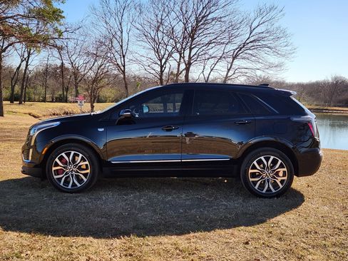 Certified 2023 Cadillac XT5 Sportv w/ Platinum Package image 4