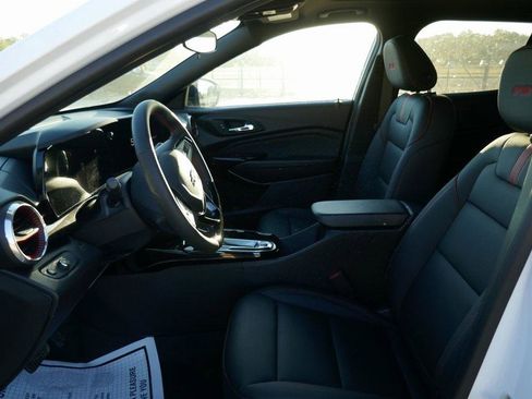 New 2026 Chevrolet Trax RS w/ Sunroof Package image 12