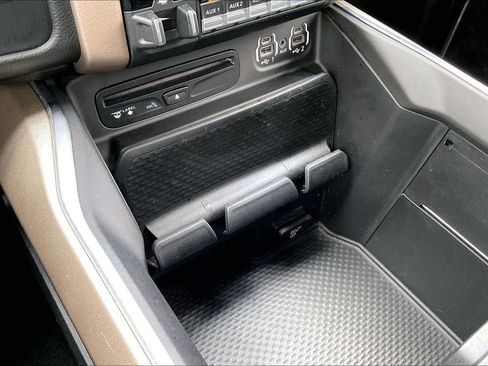 Used 2019 RAM 2500 Laramie image 24