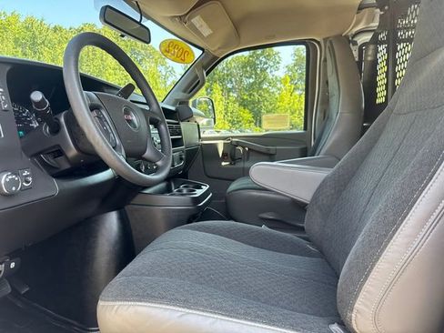 Used 2023 GMC Savana 2500 w/ Driver Convenience Package image 36