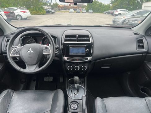 Used 2013 Buick Enclave Premium FWD image 13