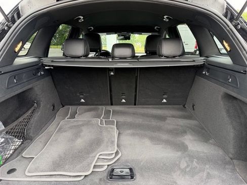 Used 2022 Mercedes-Benz GLC 300 4MATIC image 10