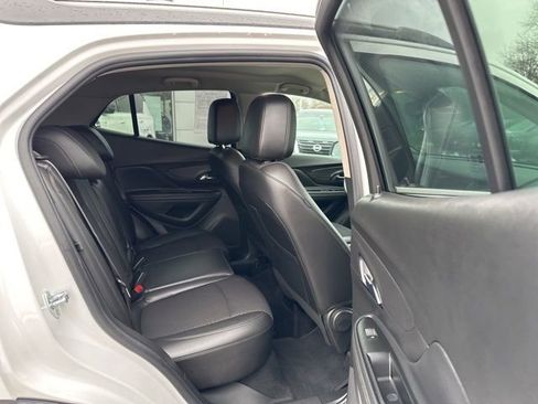 Used 2022 Buick Encore Preferred w/ Safety Package image 13