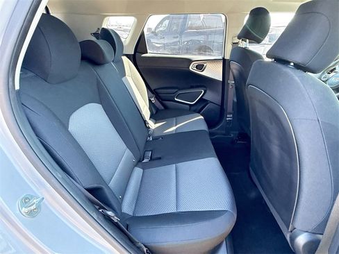 Used 2020 Kia Soul LX image 30