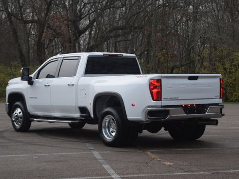 Used 2025 Chevrolet Silverado 3500 LTZ image 22