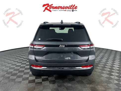 New 2025 Jeep Grand Cherokee Laredo X image 6