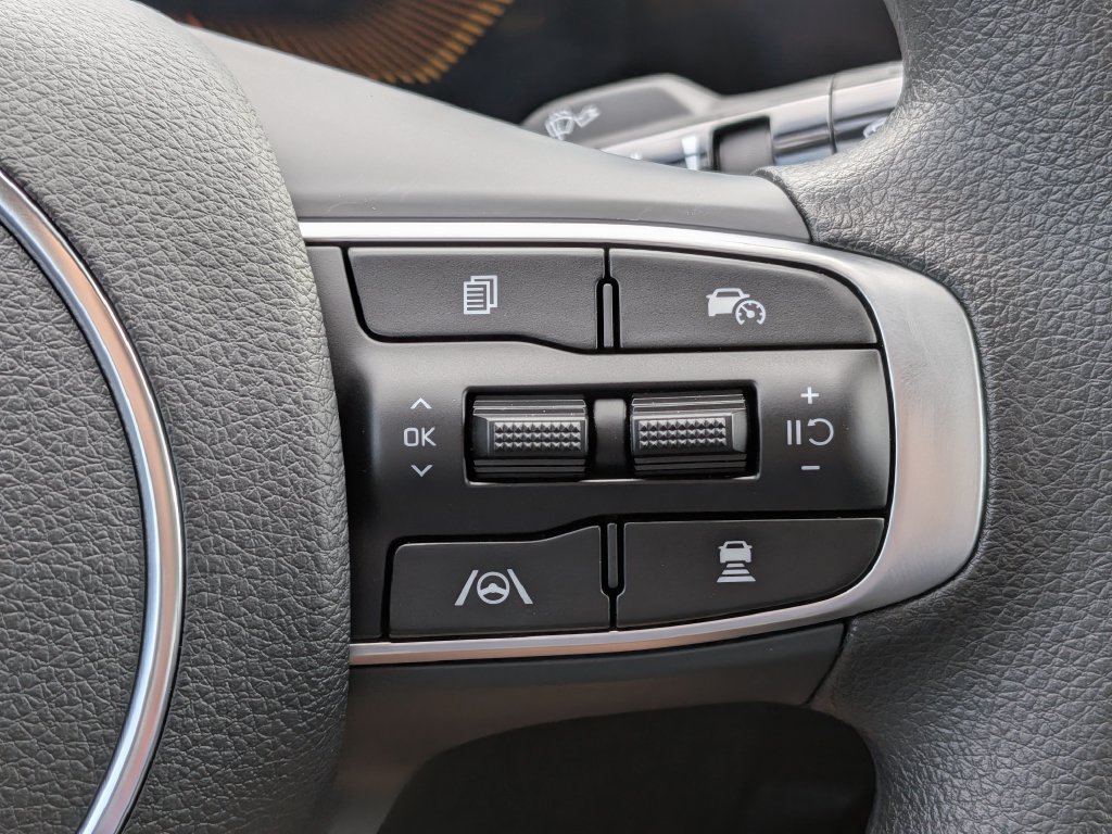 New 2026 Kia K5 LXS FWD image 22