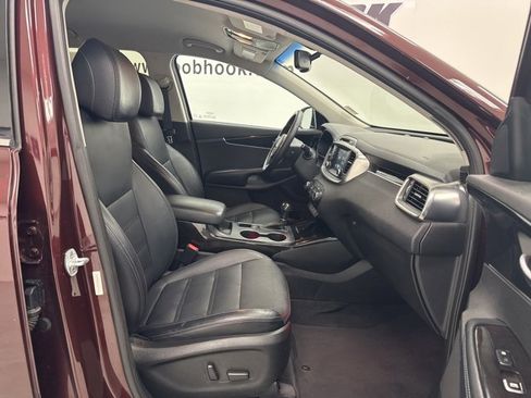 Used 2017 Kia Sorento EX w/ EX V6 Premium Package image 30