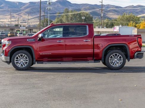 Certified 2022 GMC Sierra 1500 SLT w/ SLT Premium Plus Package image 3
