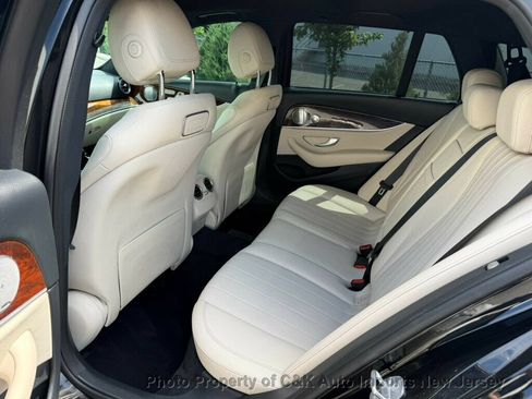 Used 2018 Mercedes-Benz E 400 4MATIC Wagon w/ Premium 2 Package (Q02) image 14