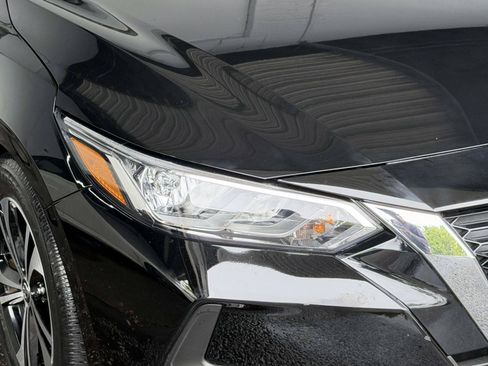 Used 2023 Nissan Sentra SV FWD image 9