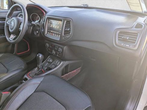 Used 2021 Jeep Compass Trailhawk AWD/4WD image 22