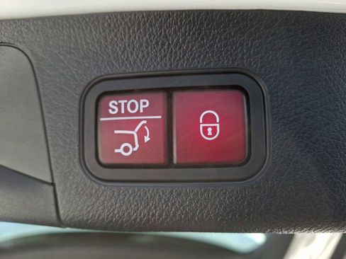 Used 2022 Mercedes-Benz GLA 35 AMG 4MATIC image 28