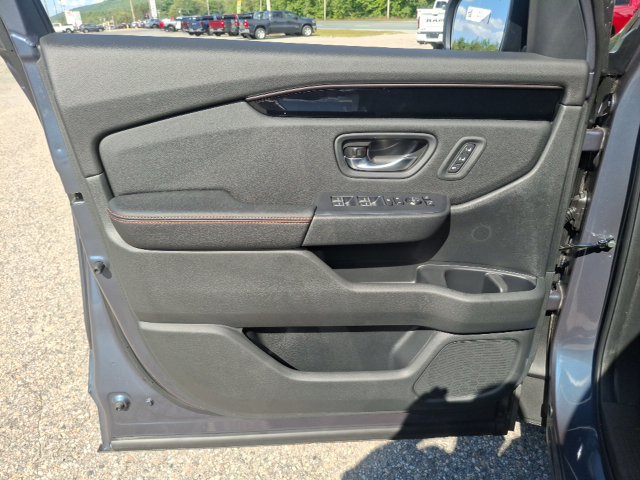 New 2026 Honda Pilot TrailSport image 9