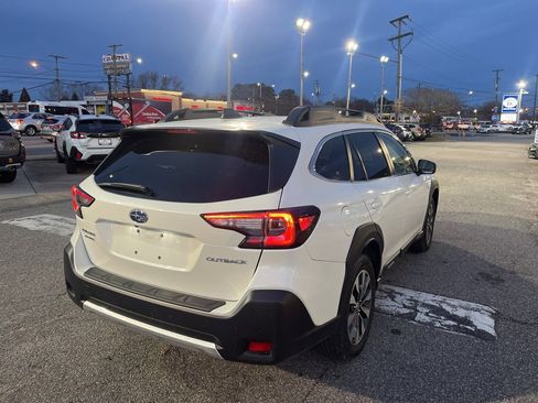 Certified 2023 Subaru Outback Limited XT image 4
