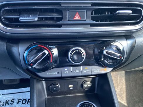 Certified 2023 Hyundai Kona SEL image 17