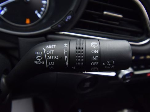 Used 2024 MAZDA CX-30 AWD 2.5 S w/ Premium Package image 36