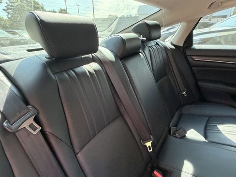 Used 2022 Honda Accord EX-L image 43