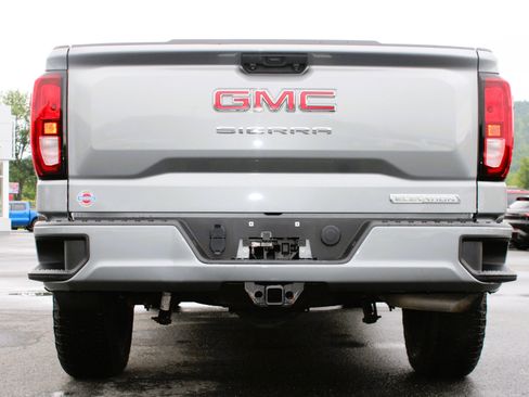 Used 2023 GMC Sierra 1500 Elevation AWD/4WD image 10
