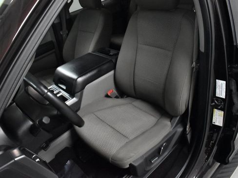 Used 2018 Ford F150 XLT w/ Equipment Group 302A Luxury image 12