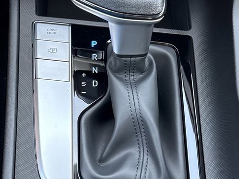 New 2026 Hyundai Elantra SE FWD image 25