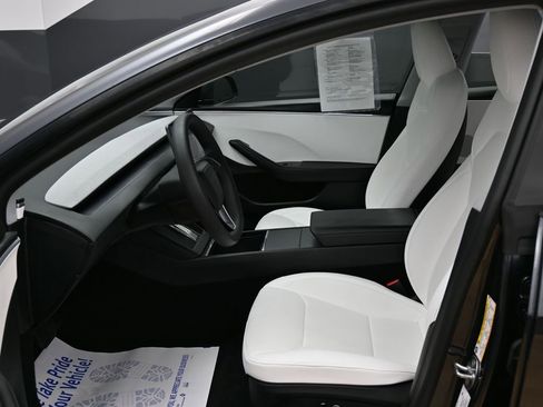 Used 2025 Tesla Model 3 Long Range image 16