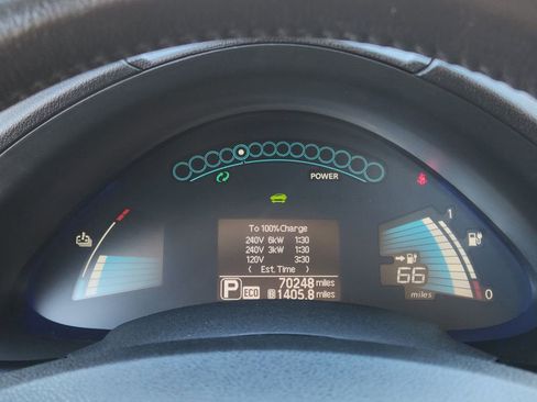 Used 2015 Nissan Leaf S w/ Charge Package image 19