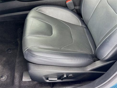 Used 2020 Ford Fusion Energi Titanium image 12