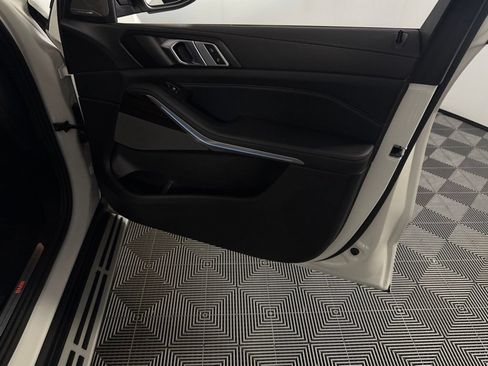 Used 2026 BMW X5 xDrive40i AWD/4WD image 36