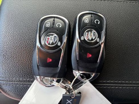 Used 2023 Buick Encore GX Preferred w/ Cold Weather Comfort Package FWD image 20