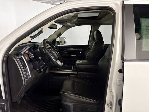 Used 2014 RAM 3500 Laramie Longhorn image 11