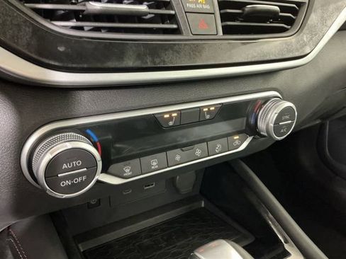 New 2025 Nissan Altima 2.5 SR w/ SR Premium Package image 18