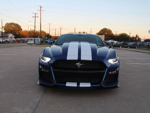 Used 2015 Ford Mustang Coupe image 2