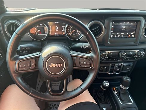 Used 2022 Jeep Wrangler Unlimited Sport w/ Technology Group image 9