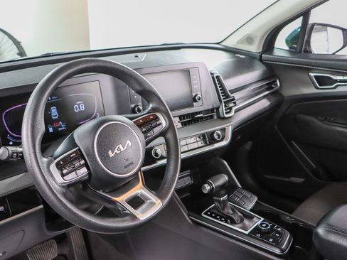 Used 2023 Kia Sportage LX FWD image 22