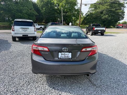 Used 2014 Toyota Camry FWD image 5