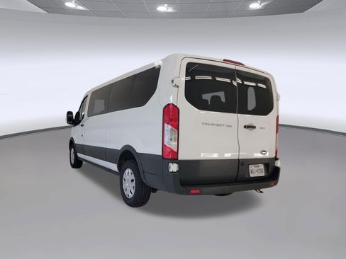 Used 2025 Ford Transit 350 XLT RWD image 3