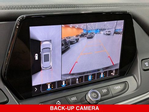 Used 2020 Chevrolet Blazer LT w/ Sound & Technology Package AWD/4WD image 26