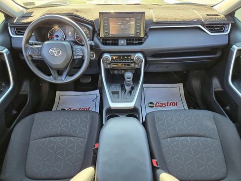Used 2021 Toyota RAV4 XLE FWD image 14