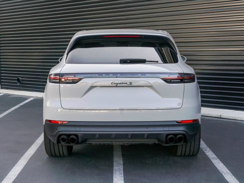 Certified 2023 Porsche Cayenne S Platinum AWD/4WD image 6