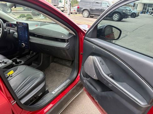 Used 2023 Ford Mustang Mach-E Premium image 30