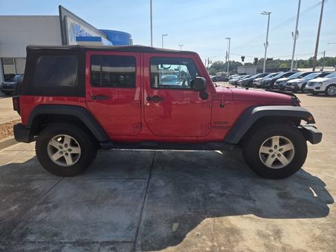 Used 2014 Jeep Wrangler Unlimited Sport w/ Dual Top Group AWD/4WD image 6