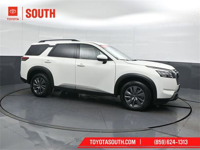 Used 2025 Nissan Pathfinder SV