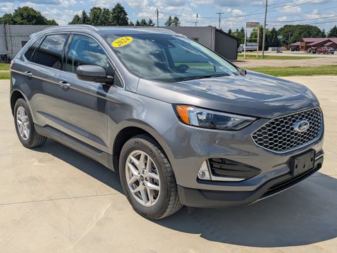 Used 2024 Ford Edge SEL w/ Convenience Package AWD/4WD image 8