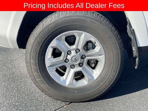 Used 2019 Toyota 4Runner SR5 Premium AWD/4WD image 9