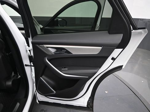 New 2026 Jaguar F-PACE R-Dynamic S image 13